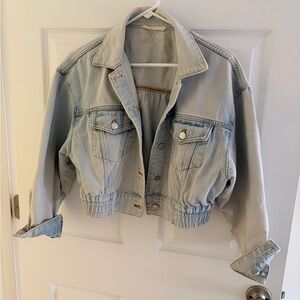 Cropped Light Blue Denim Jacket